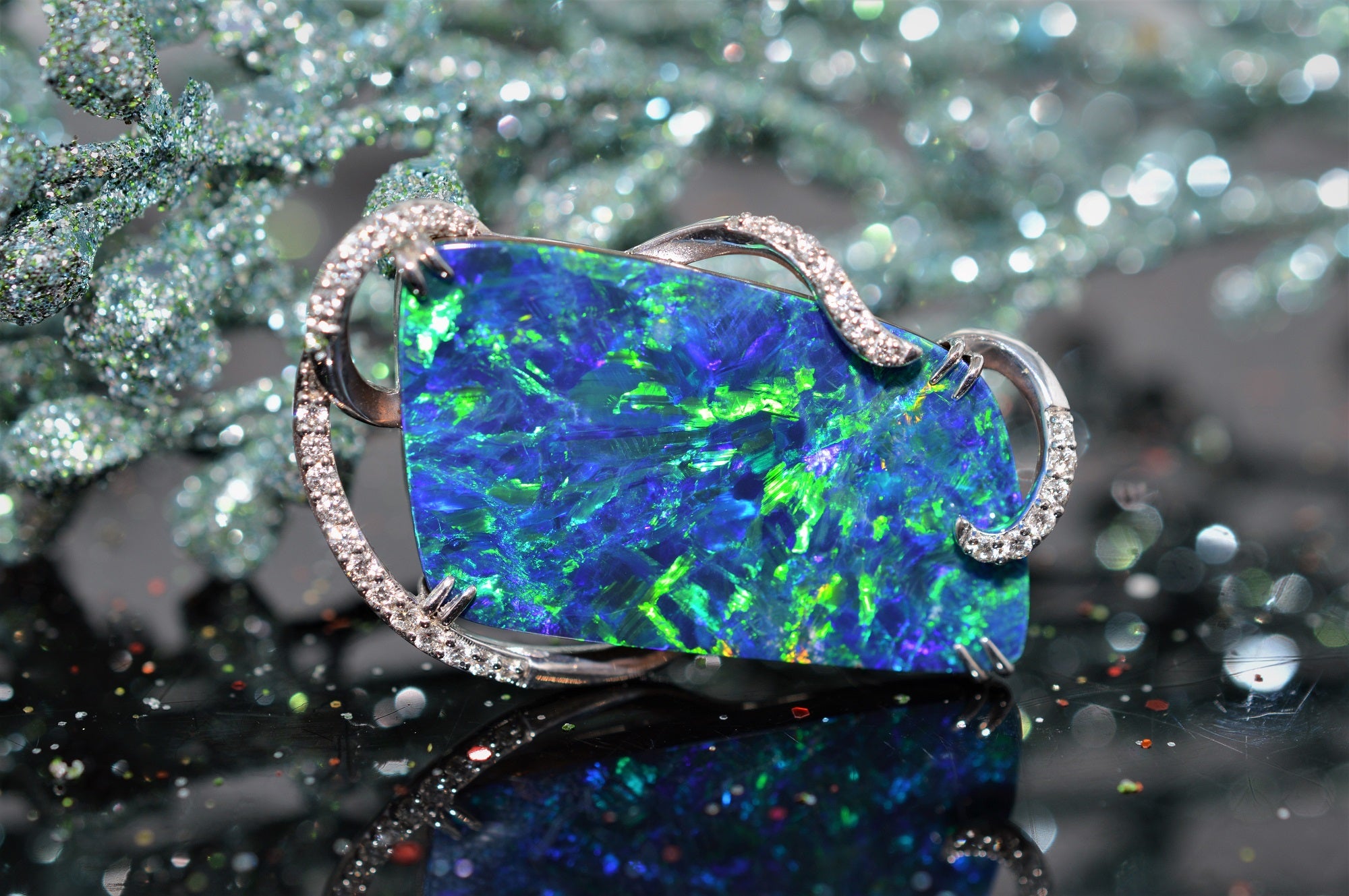 14K Yellow Gold Australian Opal Necklace | Sylvan's Jewelers